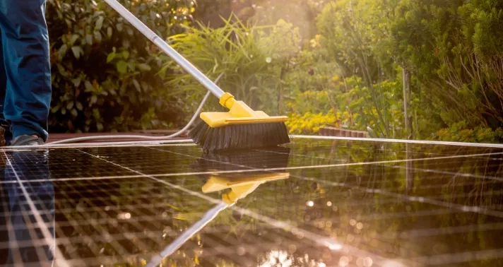 Nettoyage Panneau Solaire